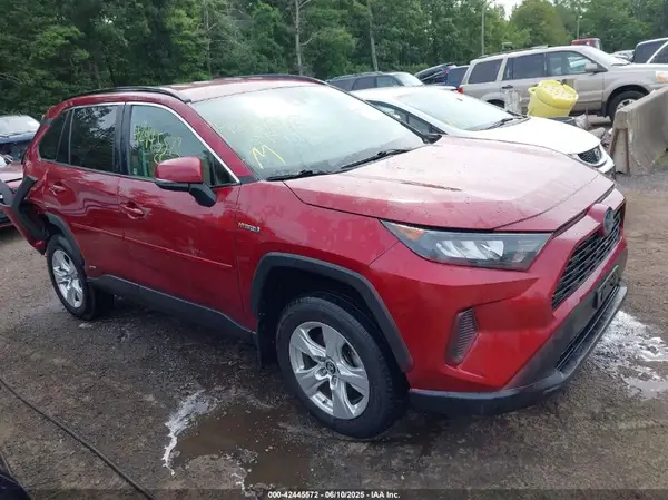 2T3MWRFV8KW025833 2019 TOYOTA RAV 4 - Image 1