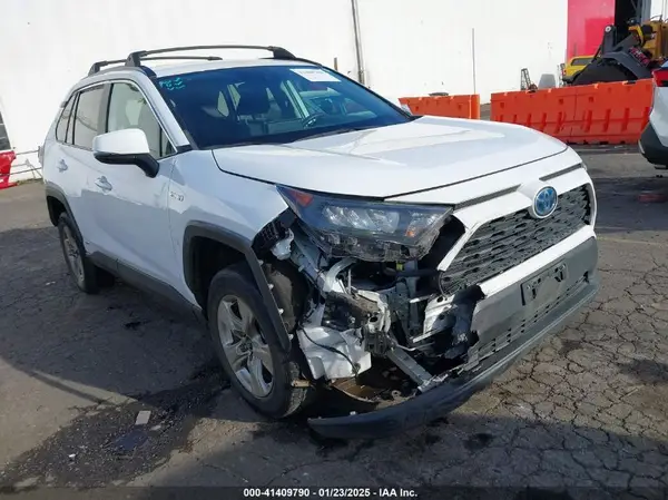 2T3MWRFV8KW044947 2019 TOYOTA RAV 4 - Image 1