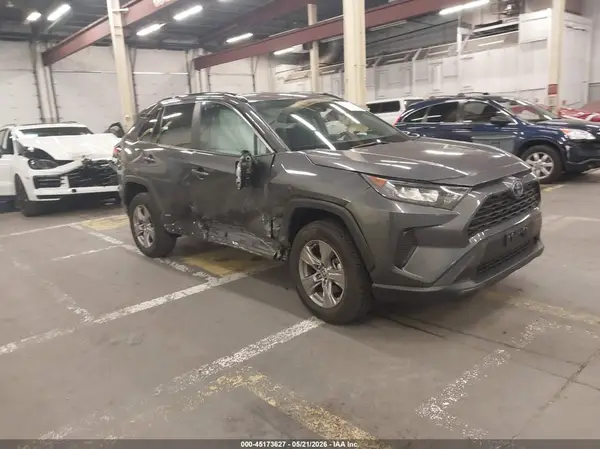 2T3MWRFV8NW131252 2022 TOYOTA RAV 4 - Image 1