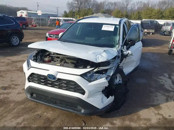 2T3MWRFV9LW050872 2020 TOYOTA RAV 4 - Image 2