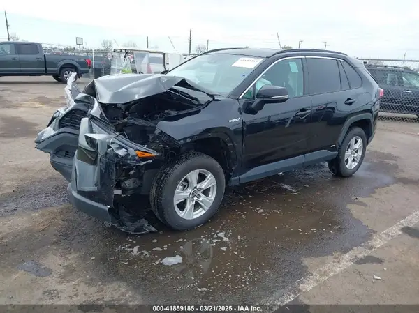 2T3MWRFV9MW108061 2021 TOYOTA RAV 4 - Image 2