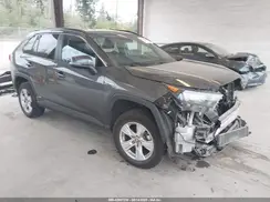 2T3MWRFVXKW004174 2019 TOYOTA RAV 4
