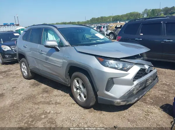 2T3MWRFVXKW031519 2019 TOYOTA RAV 4 - Image 1