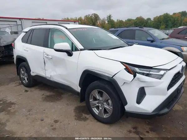 2T3MWRFVXPW181864 2023 TOYOTA RAV 4 - Image 1