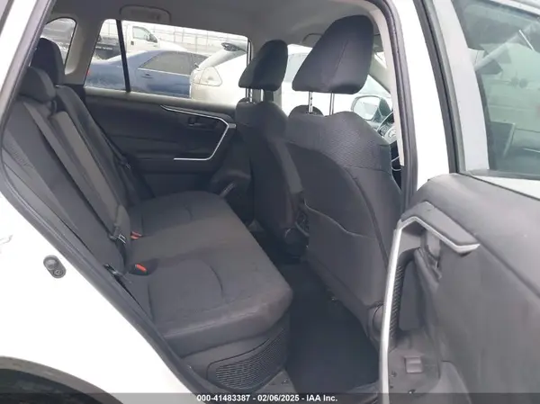 2T3MWRFVXRW223694 2024 TOYOTA RAV 4 - Image 8