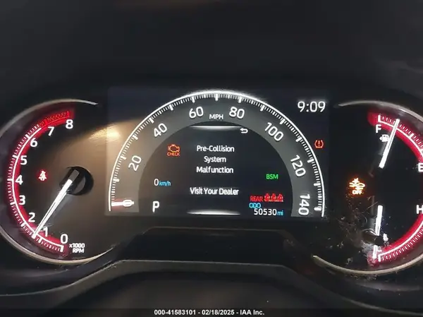 2020 TOYOTA RAV 4 auction photo 7