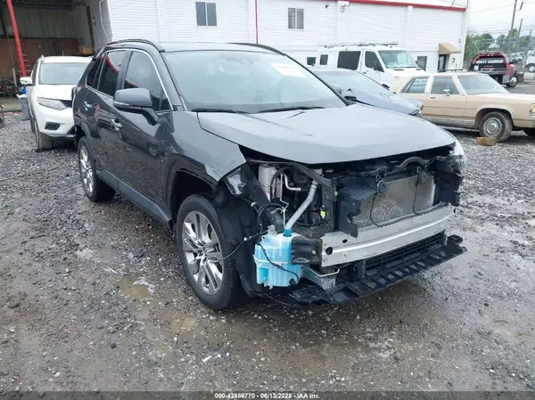 2T3N1RFV1LC118957 2020 TOYOTA RAV 4 - Image 1