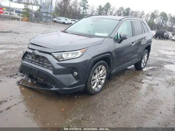 2T3N1RFV4KC034761 2019 TOYOTA RAV 4 - Image 2