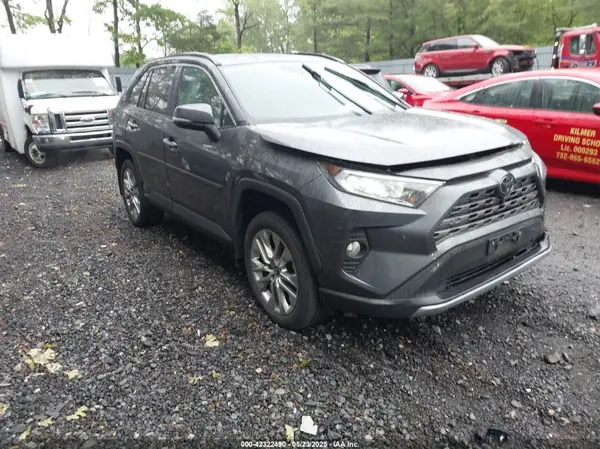 2T3N1RFV9KC045125 2019 TOYOTA RAV 4 - Image 1