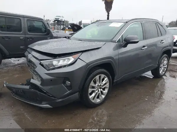2T3N1RFV9MC226423 2021 TOYOTA RAV 4 - Image 2