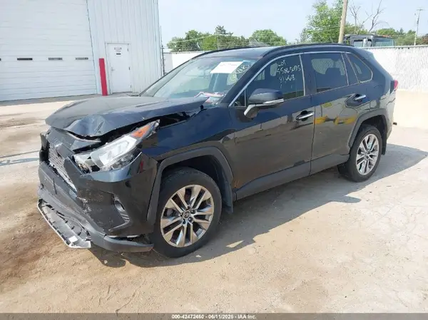 2T3N1RFVXKW082697 2019 TOYOTA RAV 4 - Image 2