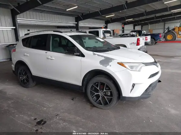 2T3NFREV0GW297449 2016 TOYOTA RAV 4 - Image 1