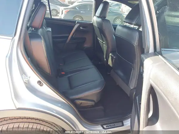 2T3NFREV0JW442139 2018 TOYOTA RAV 4 - Image 8