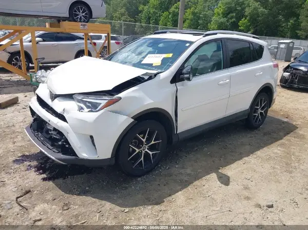2T3NFREV1GW264329 2016 TOYOTA RAV 4 - Image 2