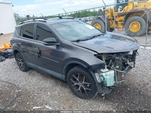 2T3NFREV2GW309858 2016 TOYOTA RAV 4 - Image 1