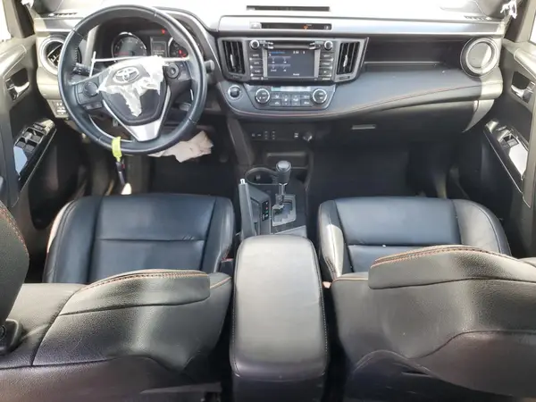 2T3NFREV3GW298451 2016 TOYOTA RAV 4 - Image 8