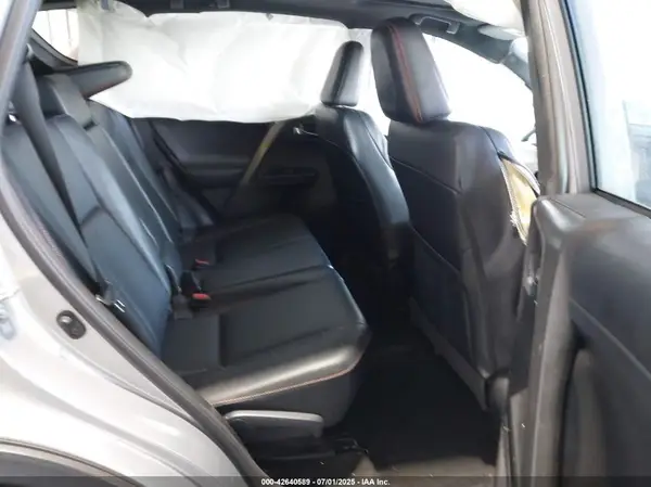 2T3NFREV3JW416070 2018 TOYOTA RAV 4 - Image 8