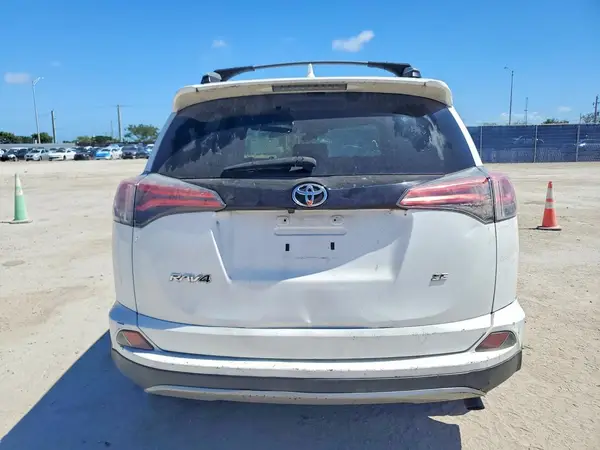 2017 TOYOTA RAV 4 COPART lot 45803256 auction photo 6