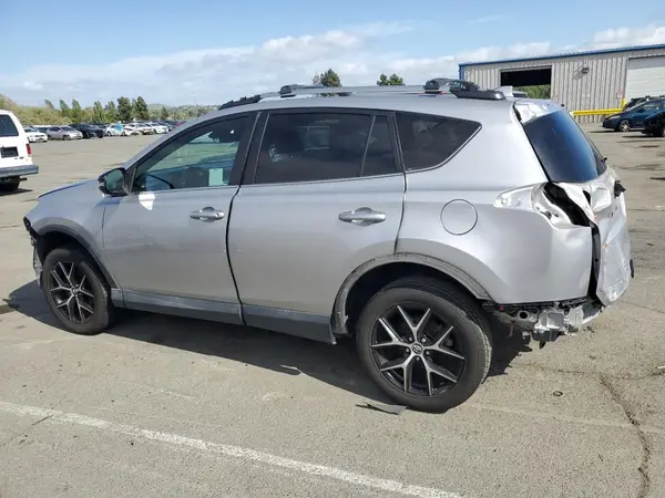 2T3NFREV5HW380618 2017 TOYOTA RAV 4 - Image 2