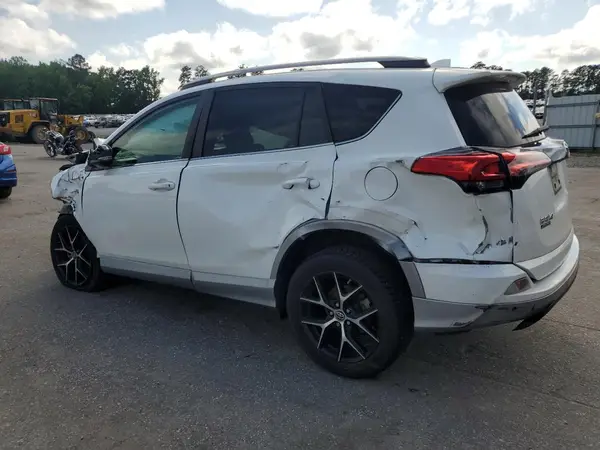 2T3NFREV5HW404383 2017 TOYOTA RAV 4 - Image 2