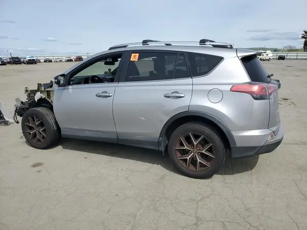 2T3NFREV7GW260818 2016 TOYOTA RAV 4 - Image 2