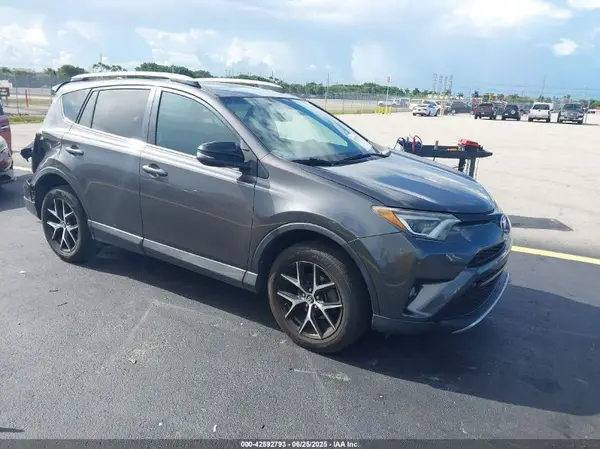 2T3NFREV7GW290241 2016 TOYOTA RAV 4 - Image 1