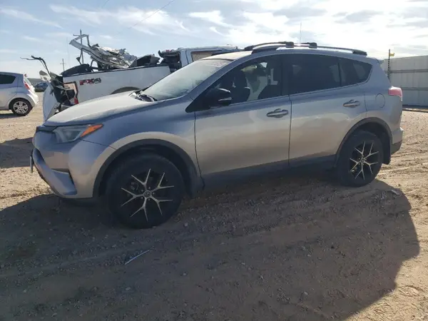 2T3NFREV7HW389465 2017 TOYOTA RAV 4 - Image 1