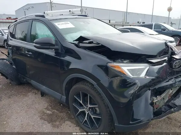 2T3NFREV8JW437464 2018 TOYOTA RAV 4 - Image 1