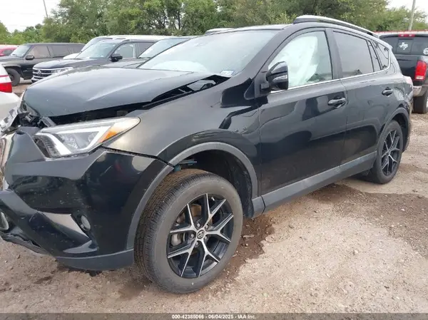 2T3NFREV8JW437464 2018 TOYOTA RAV 4 - Image 2