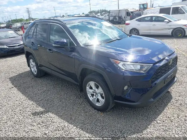 2T3P1RFV0KC021630 2019 TOYOTA RAV 4 - Image 1