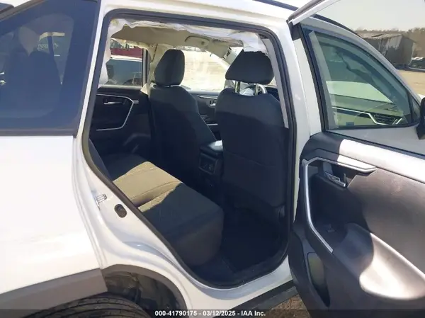 2T3P1RFV0LC073650 2020 TOYOTA RAV 4 - Image 8