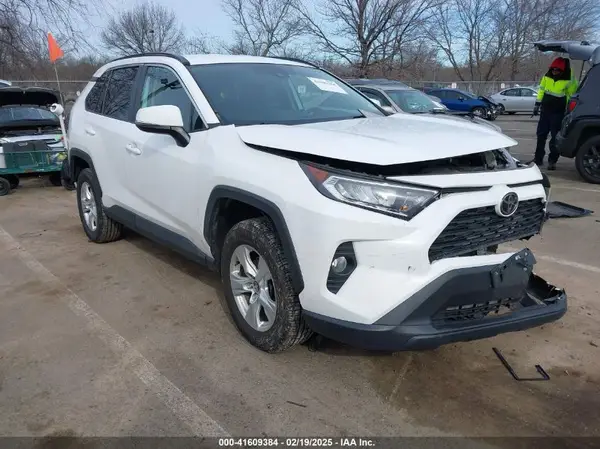 2T3P1RFV0LC075978 2020 TOYOTA RAV 4 - Image 1