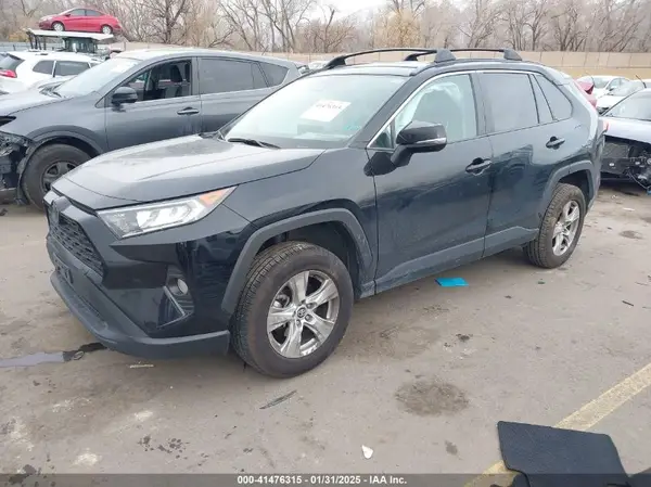 2T3P1RFV0LC083045 2020 TOYOTA RAV 4 - Image 2