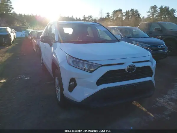 2T3P1RFV0MC145867 2021 TOYOTA RAV 4 - Image 1