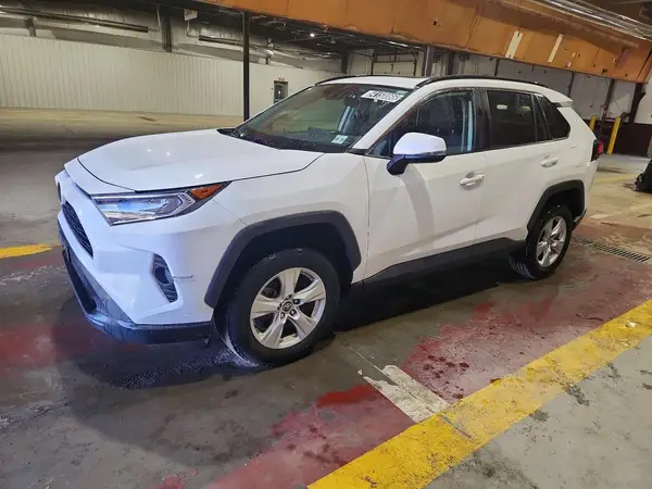 2T3P1RFV0MC150714 2021 TOYOTA RAV 4 - Image 1