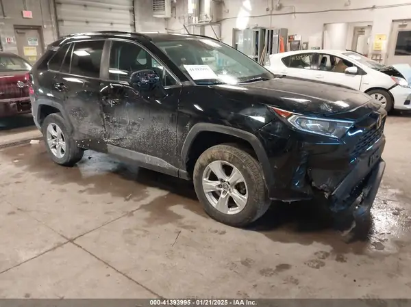 2T3P1RFV0MC154228 2021 TOYOTA RAV 4 - Image 1