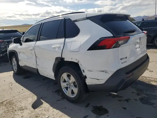 2T3P1RFV0MC154424 2021 TOYOTA RAV 4 - Image 2