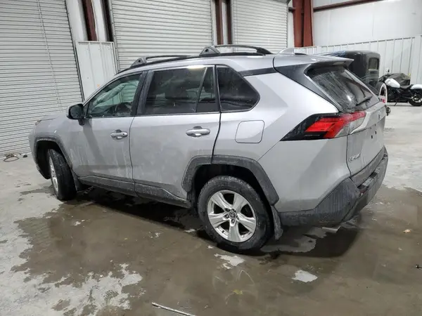 2T3P1RFV0MC192493 2021 TOYOTA RAV 4 - Image 2