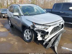 2T3P1RFV0MC215383 2021 TOYOTA RAV 4
