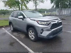 2T3P1RFV0MC225671 2021 TOYOTA RAV 4