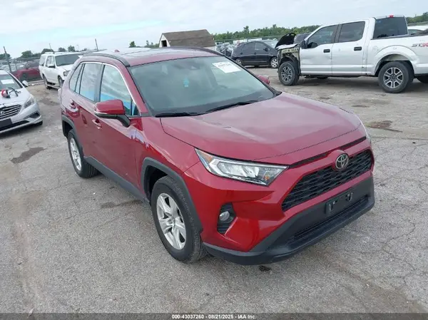 2T3P1RFV0MW145267 2021 TOYOTA RAV 4 - Image 1