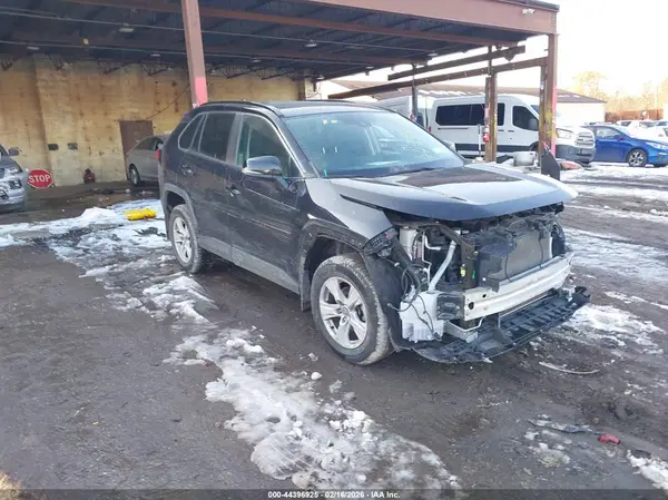 2T3P1RFV0MW160884 2021 TOYOTA RAV 4 - Image 1