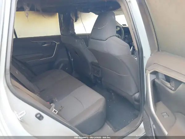 2T3P1RFV0MW163963 2021 TOYOTA RAV 4 - Image 8