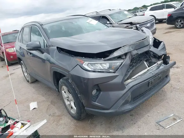 2T3P1RFV0MW201269 2021 TOYOTA RAV 4 - Image 1