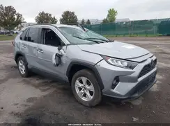 2T3P1RFV0MW227760 2021 TOYOTA RAV 4