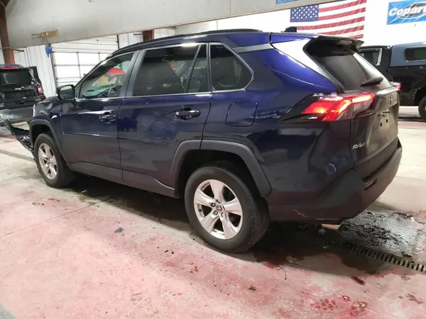 2T3P1RFV0MW248138 2021 TOYOTA RAV 4 - Image 2