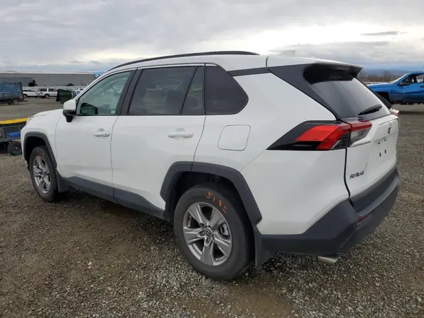 2T3P1RFV0NC307806 2022 TOYOTA RAV 4 - Image 2