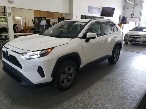 2T3P1RFV0NW250943 2022 TOYOTA RAV 4 - Image 1