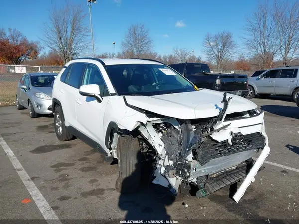 2T3P1RFV0PW375623 2023 TOYOTA RAV 4 - Image 1