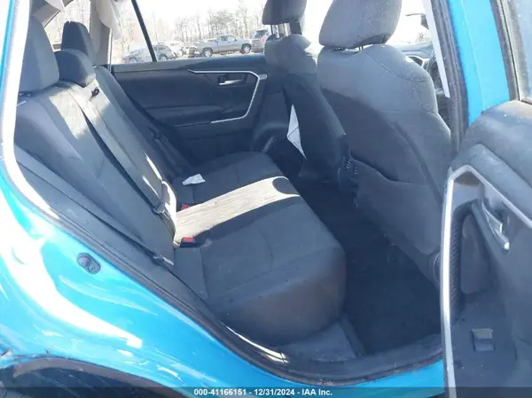 2T3P1RFV1KC002665 2019 TOYOTA RAV 4 - Image 8